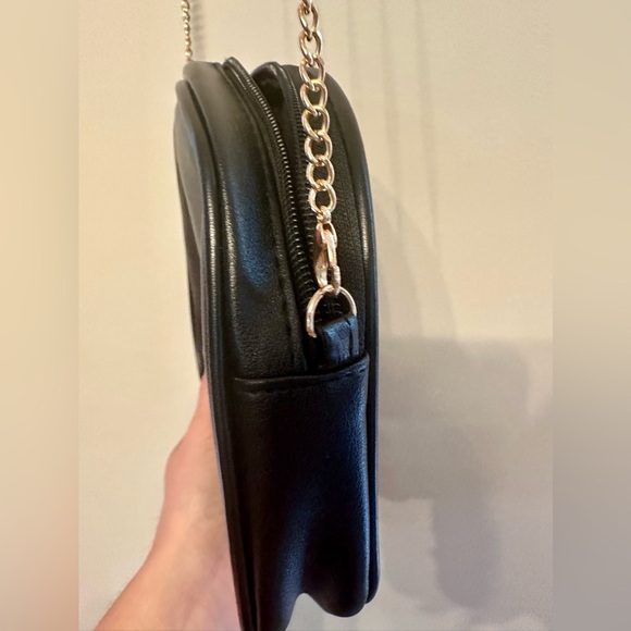 Cute Blue Bird & Flower Embellished Black Crossbody Bag - Picture 6 of 6
